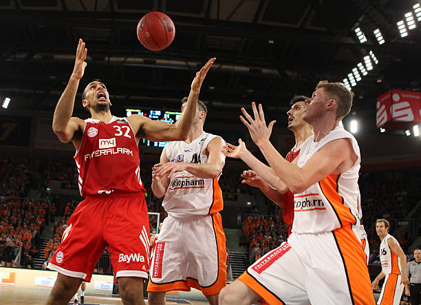 恩瓦内里 恩瓦内里